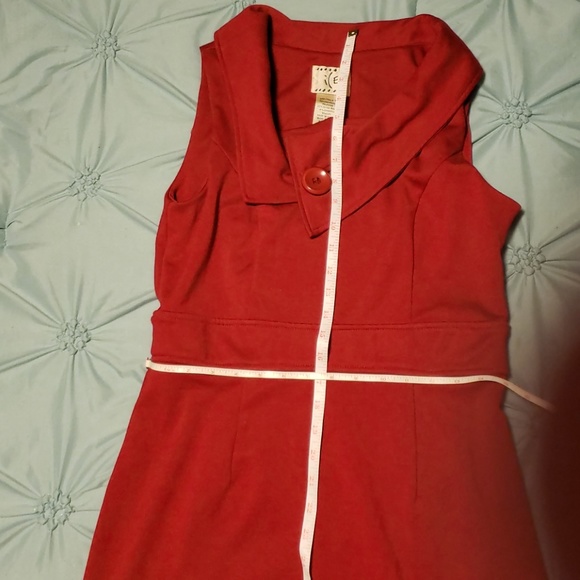 ICE Sleeveless Red Dress with Side Zipper - Picture 8 of 8